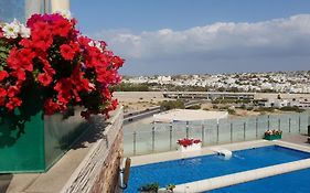 Coral Muscat Hotel And Apartments